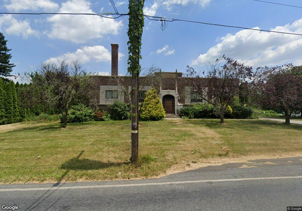 5093 Vera Cruz Rd, Emmaus, PA 18049 - photo 1