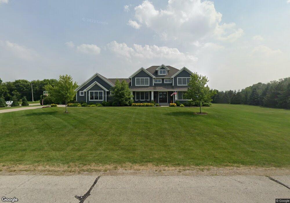 2990 Carsty Cir, de Pere, WI 54115 - photo 1