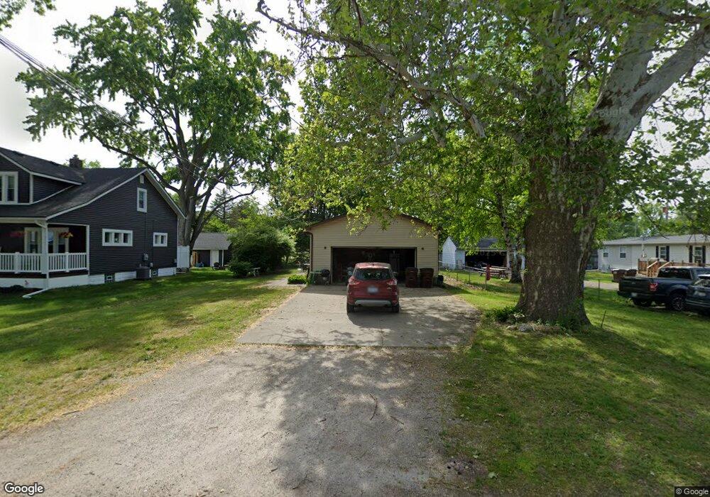 12915 Matthews St, Carleton, MI 48117 - photo 1