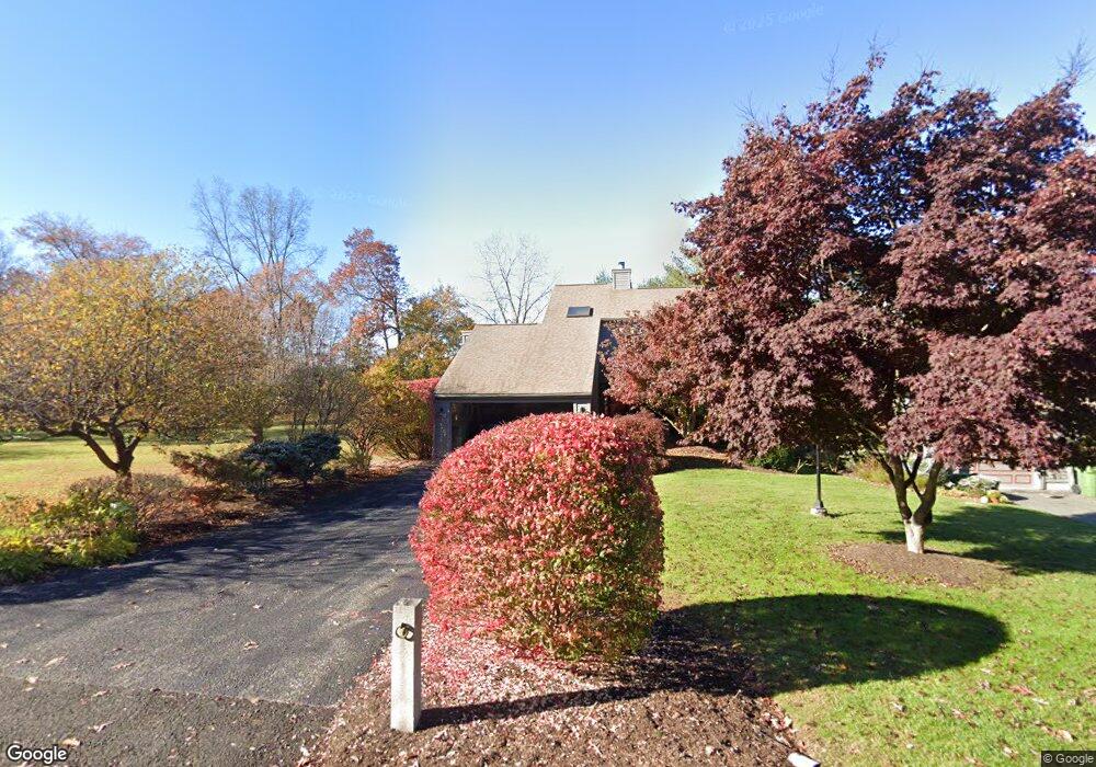 2 Ledgewood Dr, Brookfield, CT 06804 - photo 1