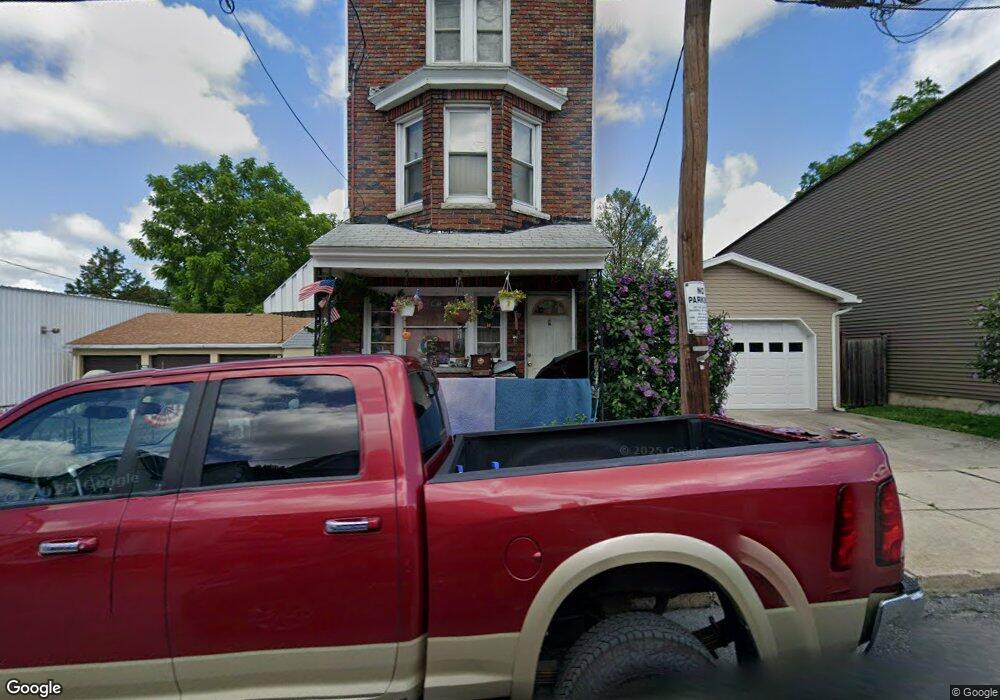 317 W Bertsch St, Lansford, PA 18232 - photo 1