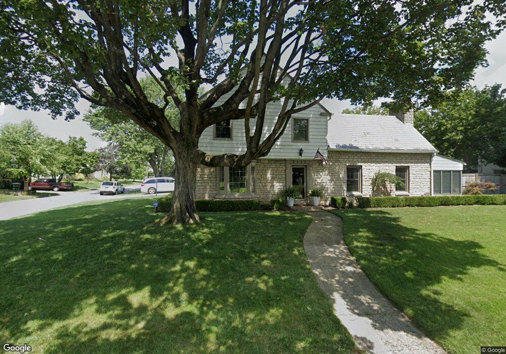 3232 Wicklow Rd, Columbus, OH 43204 - photo 1