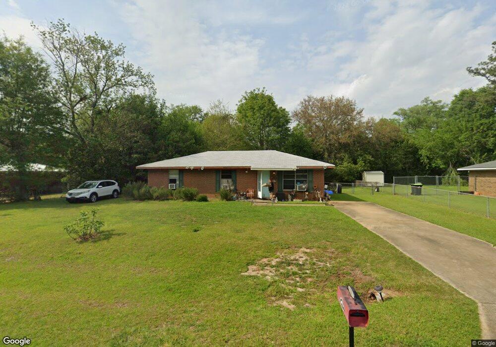 1205 Stephen Ln, Albany, GA 31705 - photo 1