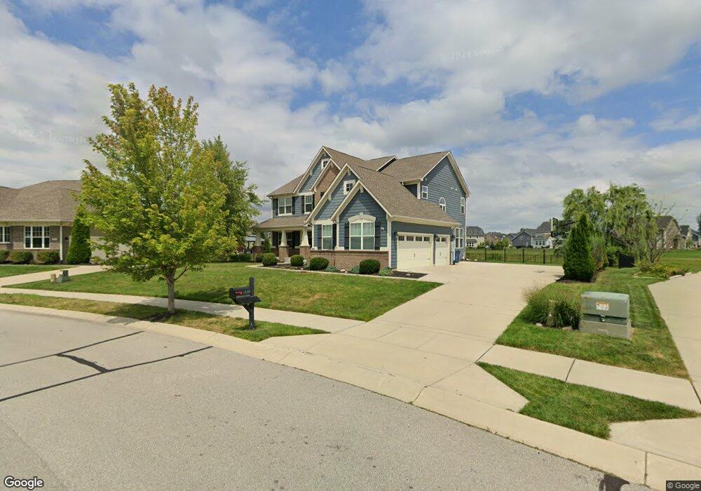 13385 Dennison Dr, Fishers, IN 46037 - photo 1