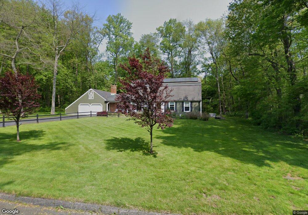 27 The Cir, Easton, CT 06612 - photo 1