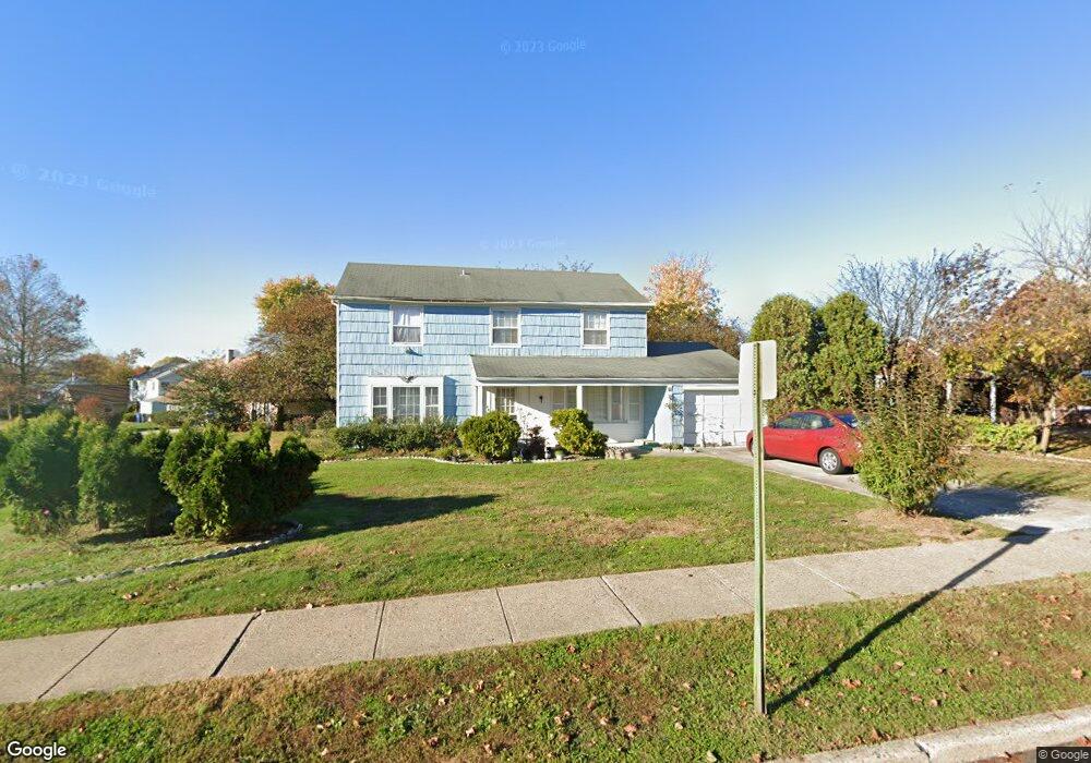 25 Pinafore Ln, Willingboro, NJ 08046 - photo 1