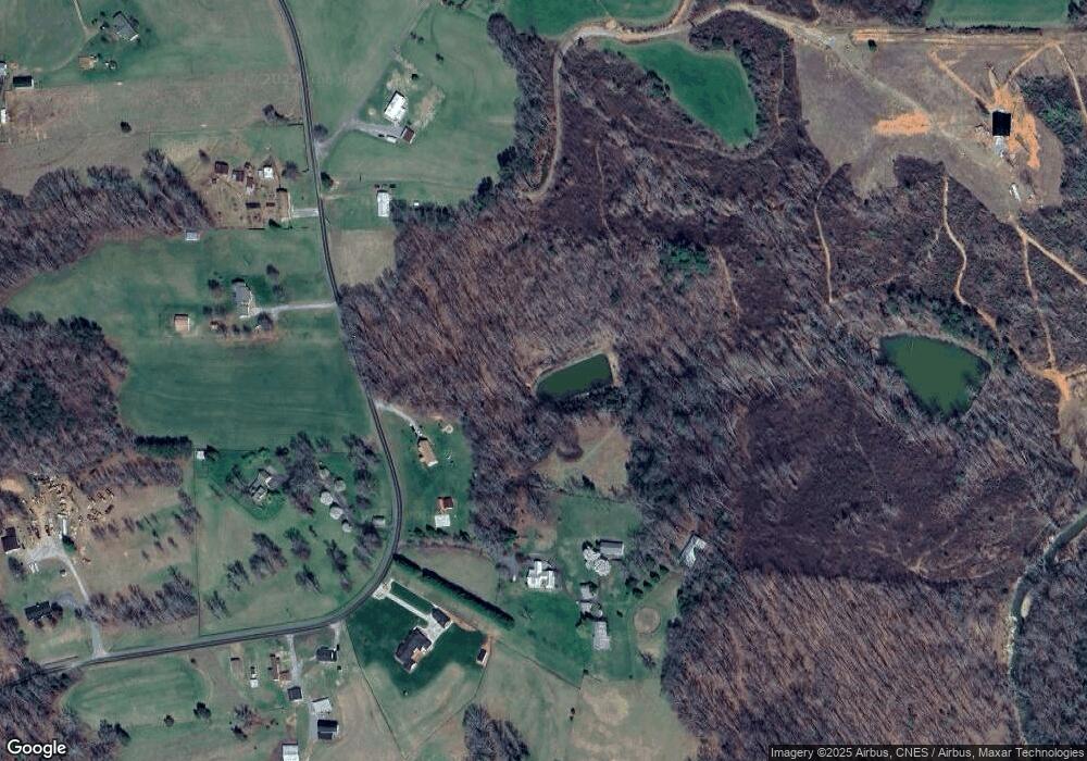 593 Pisgah Ridge Cir, Hiddenite, NC 28636 - photo 1