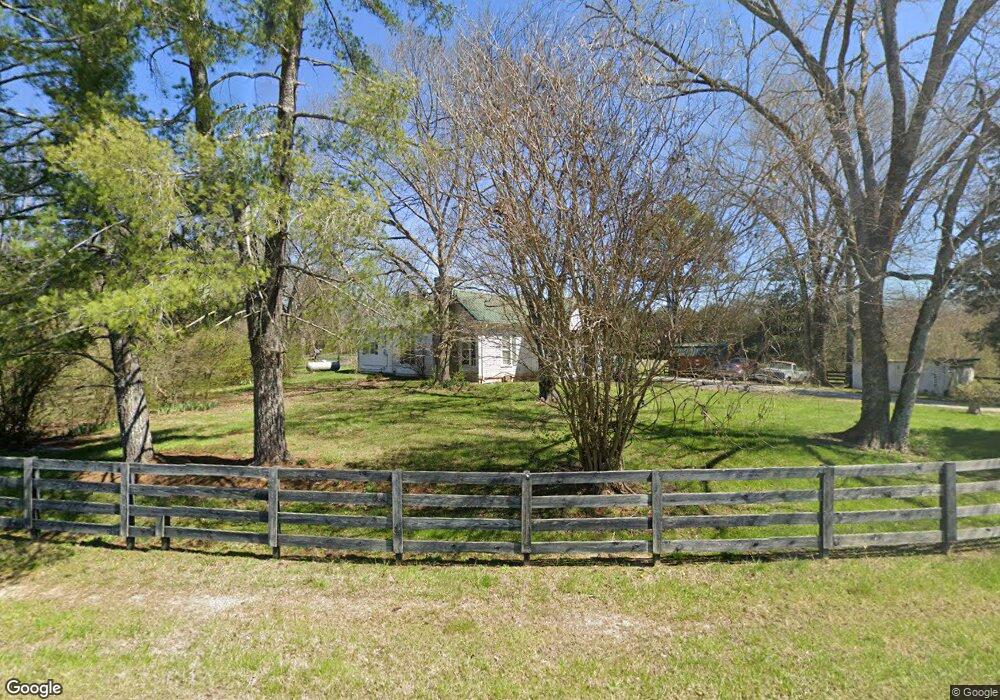 1074 John Lunn Rd, Lewisburg, TN 37091 - photo 1