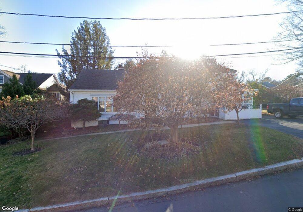 32 S Gateway, Winchester, MA 01890 - photo 1