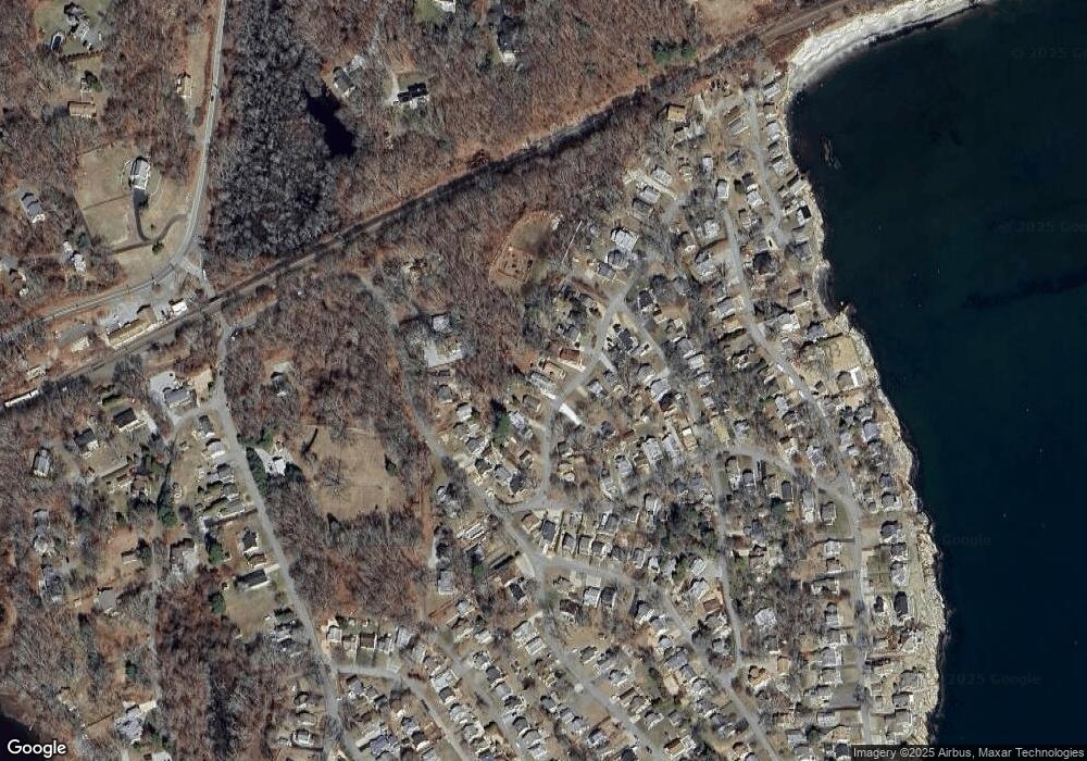 10 Walnut Rd, Old Lyme, CT 06371 - photo 1