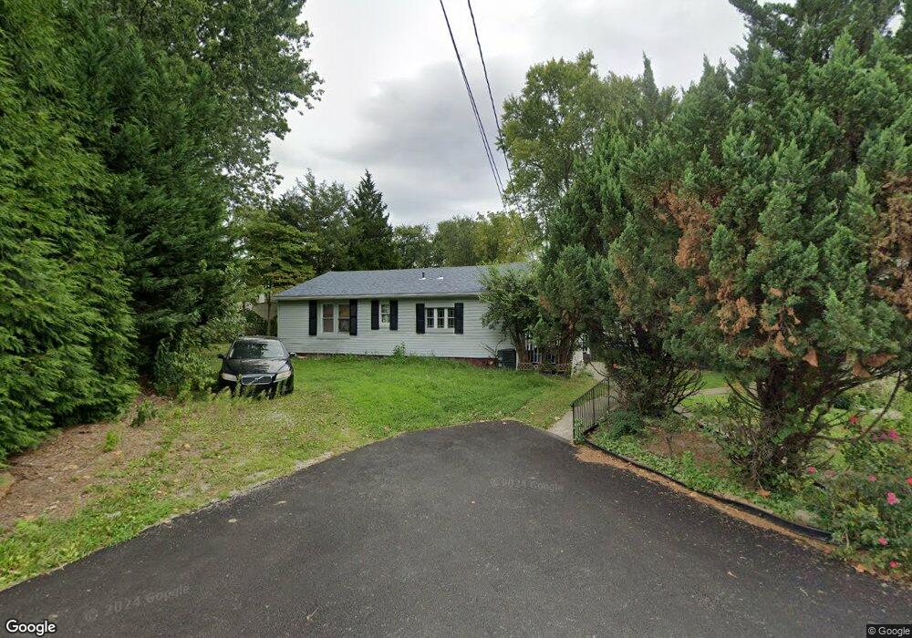 411 Trenton Ct, Wallingford, PA 19086 - photo 1