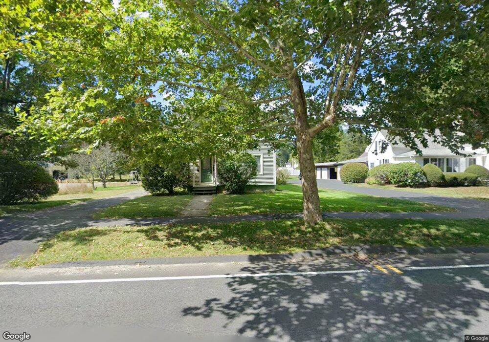 122 N Maple St, Florence, MA 01062 - photo 1