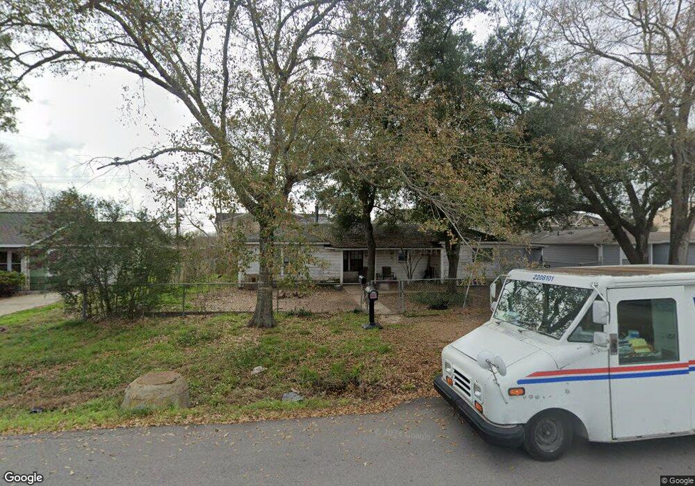 1030 Sally Anne Dr, Rosenberg, TX 77471 - photo 1