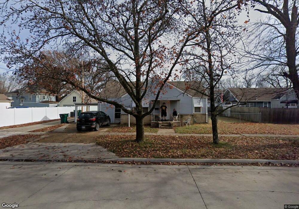 610 S 13th St, Parsons, KS 67357 - photo 1