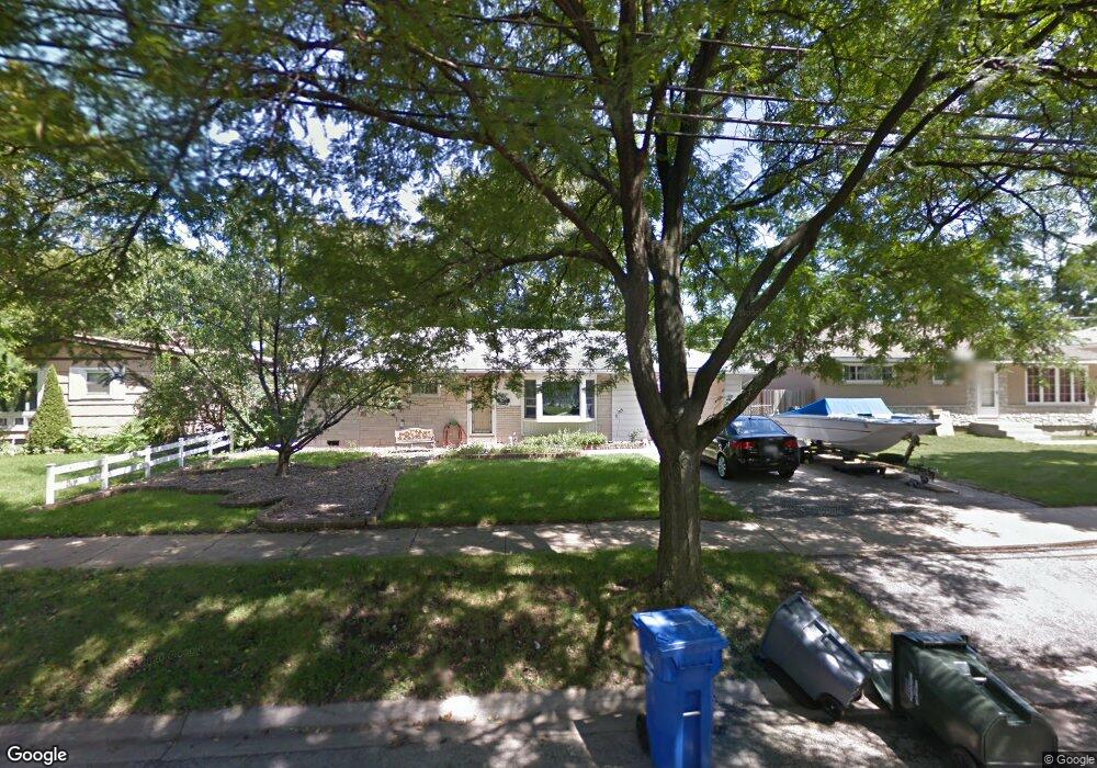 1659 Maple St, Des Plaines, IL 60018 - photo 1