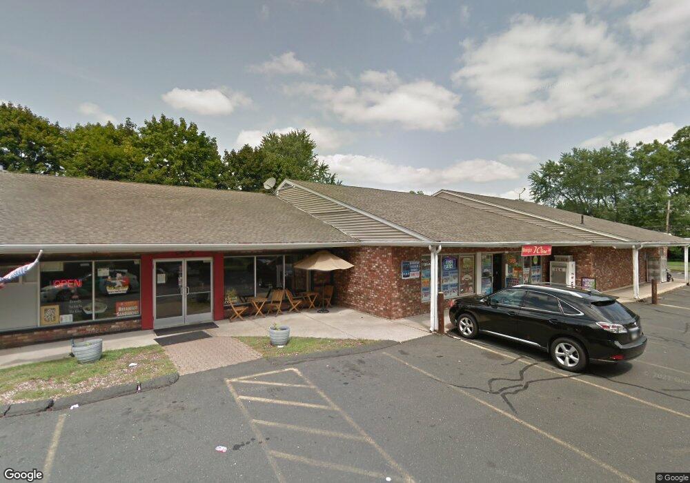 337 Willard Ave, Newington, CT 06111 - photo 1