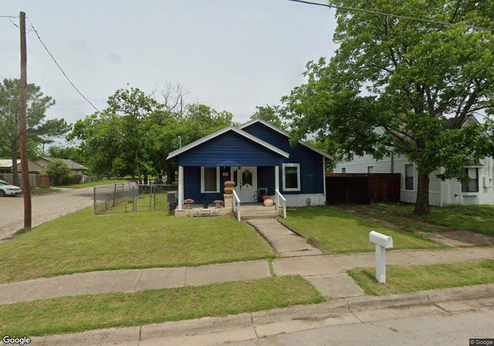 301 Olive St, Cleburne, TX 76031 - photo 1