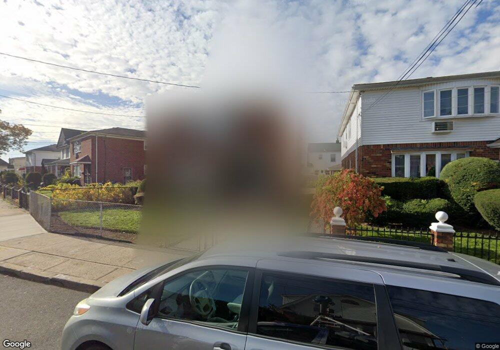 11806 179th St, Jamaica, NY 11434 - photo 1