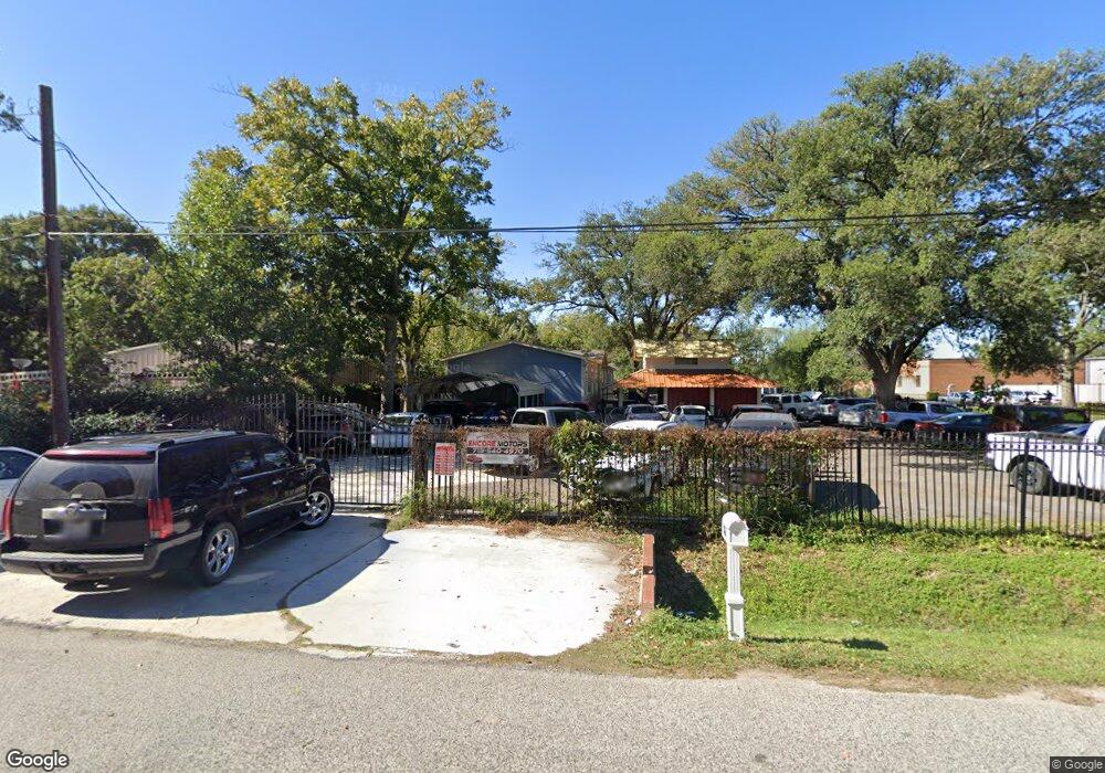 9617 Deer Trail Dr, Houston, TX 77038 - photo 1