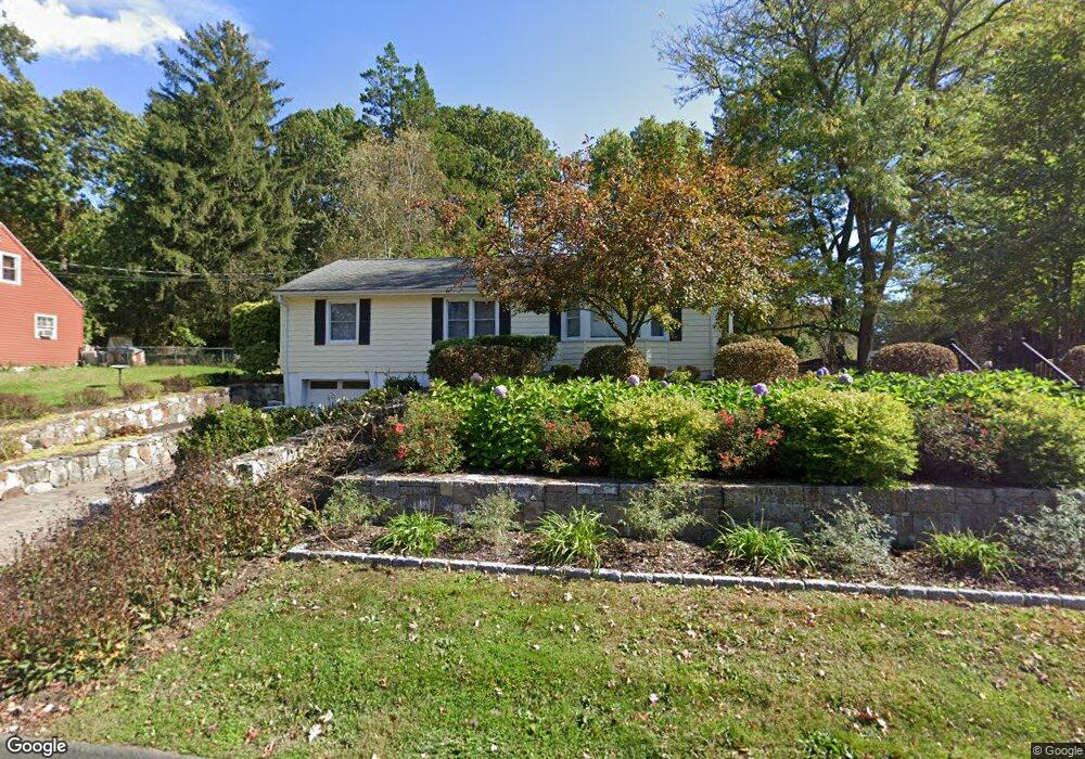 170 Richardson Dr, Middlebury, CT 06762 - photo 1