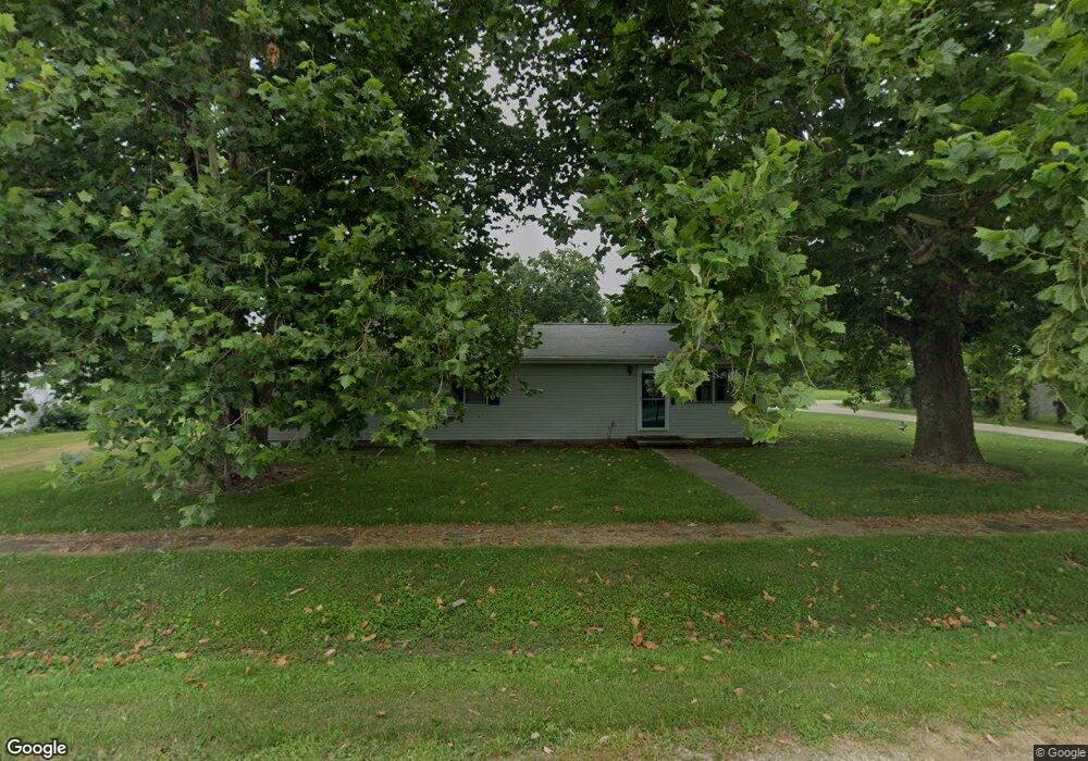 2271 Railroad St, Jacksonville, IL 62650 - photo 1