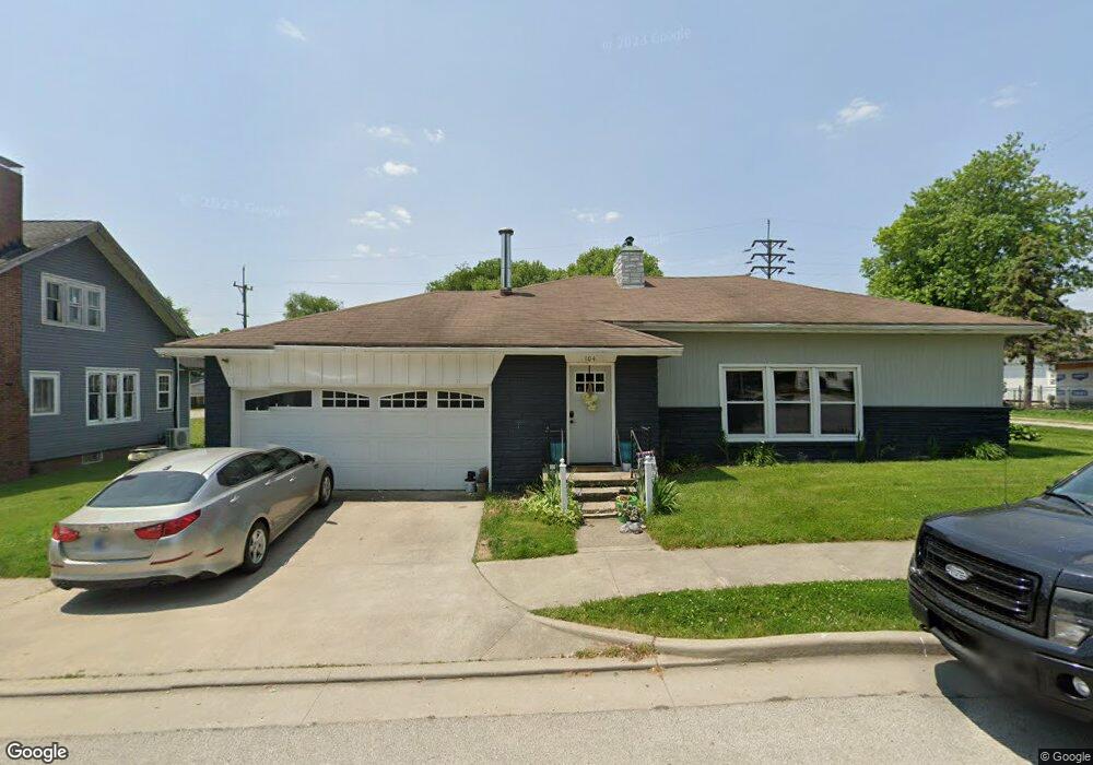 4 W Columbia St, Roachdale, IN 46172 - photo 1