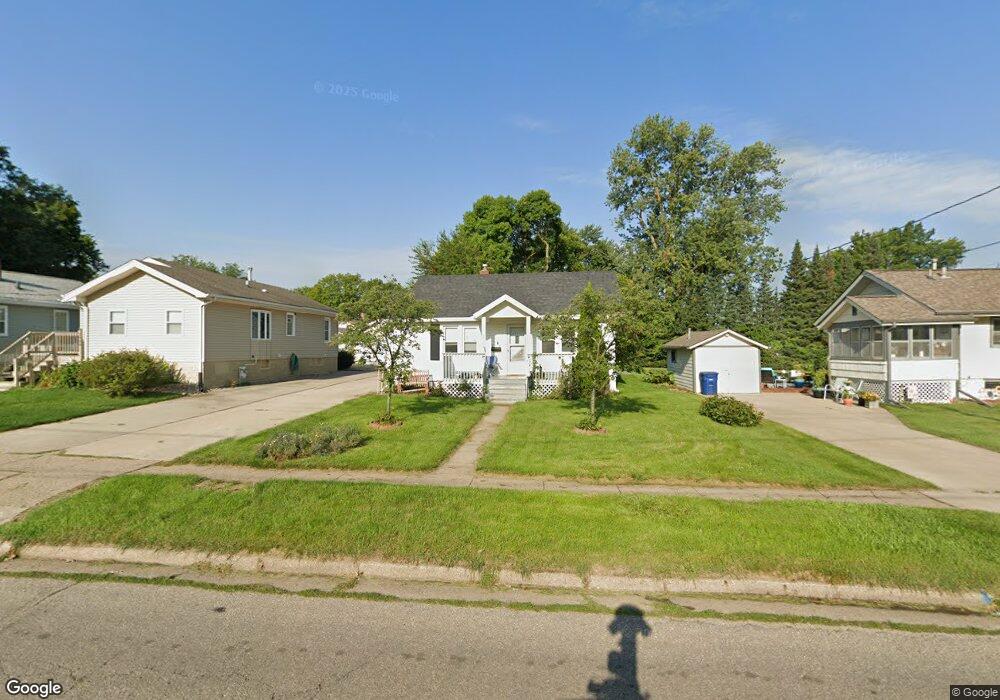 2928 48th St, Des Moines, IA 50310 - photo 1