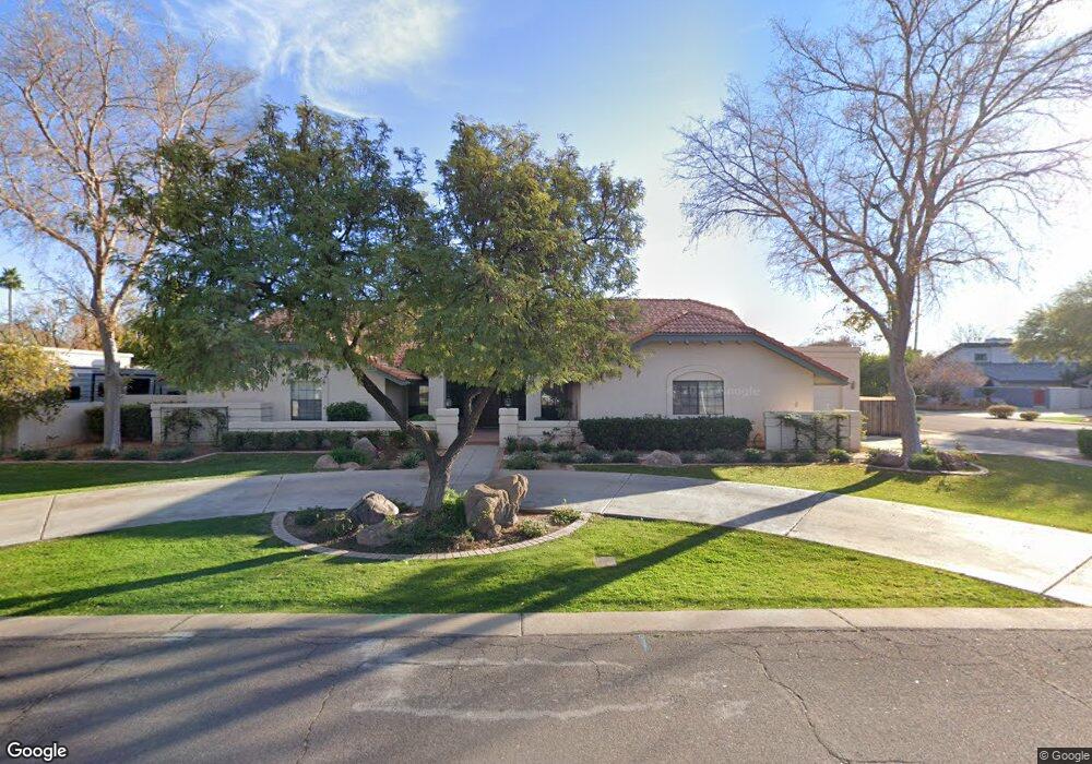 1301 E Myrna Ln, Tempe, AZ 85284 - photo 1