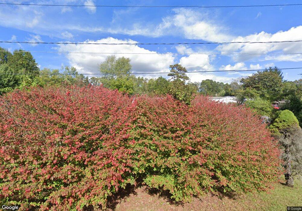 426 Carolina Cir, Hendersonville, NC 28792 - photo 1