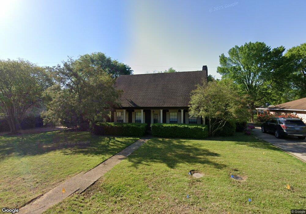 3103 Clear Creek Dr, Texarkana, TX 75503 - photo 1