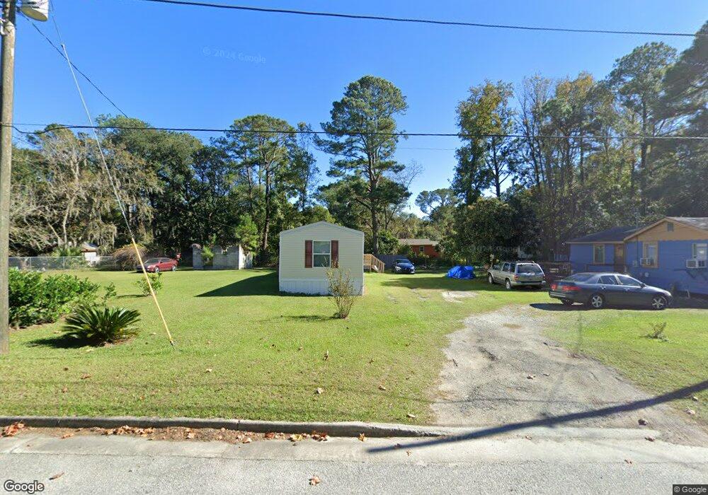 705 E 1st St, Darien, GA 31305 - photo 1