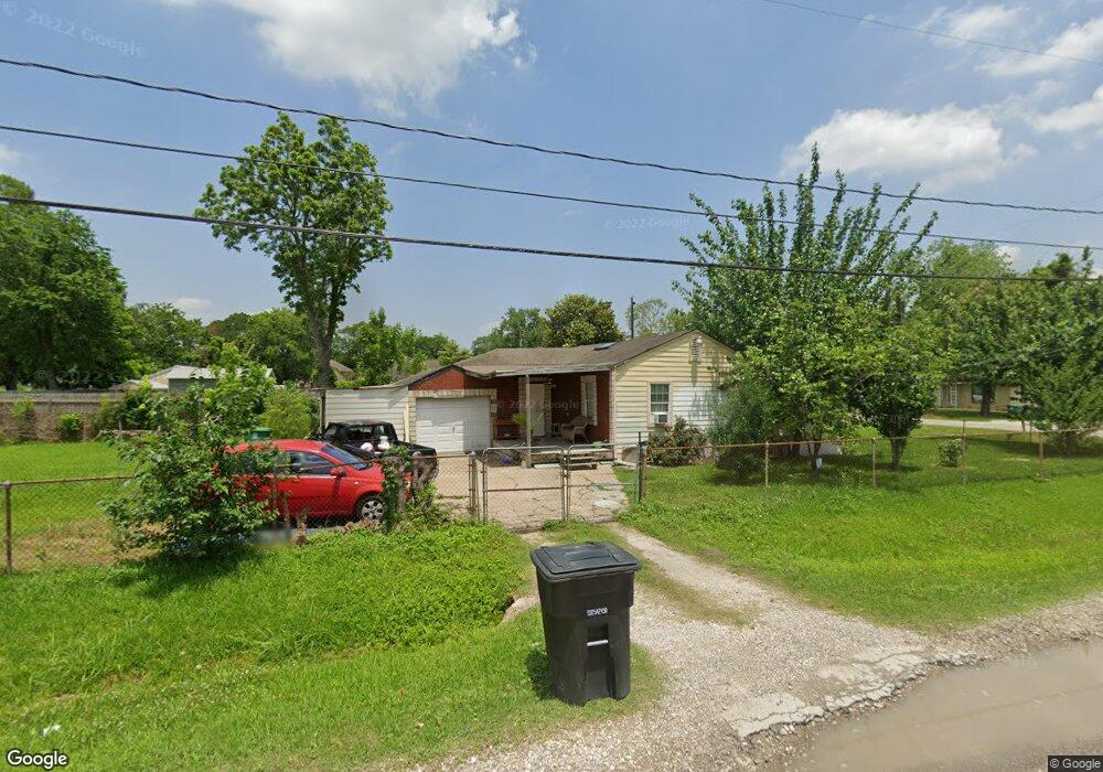 7201 Senna St, Houston, TX 77028 - photo 1