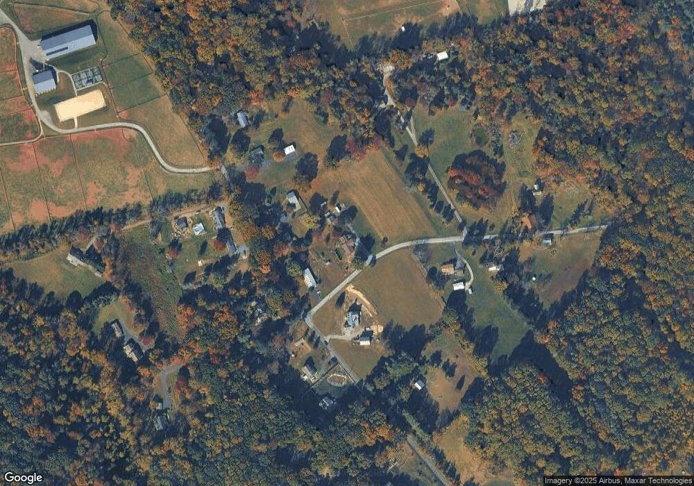 39 Bard Rd, Pottstown, PA 19465 - photo 1