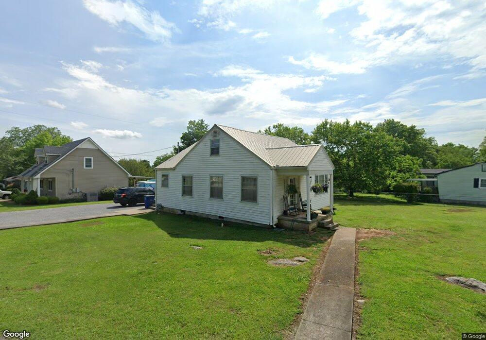 128 Collier Ave, Shelbyville, TN 37160 - photo 1