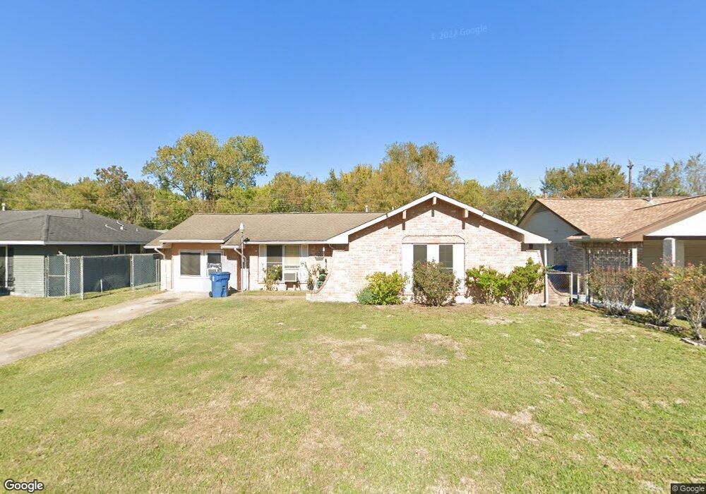 2018 Dormstom Ln, Houston, TX 77088 - photo 1