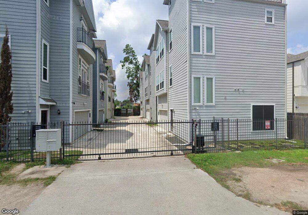 715 E 28th St unit C, Houston, TX 77009 - photo 1