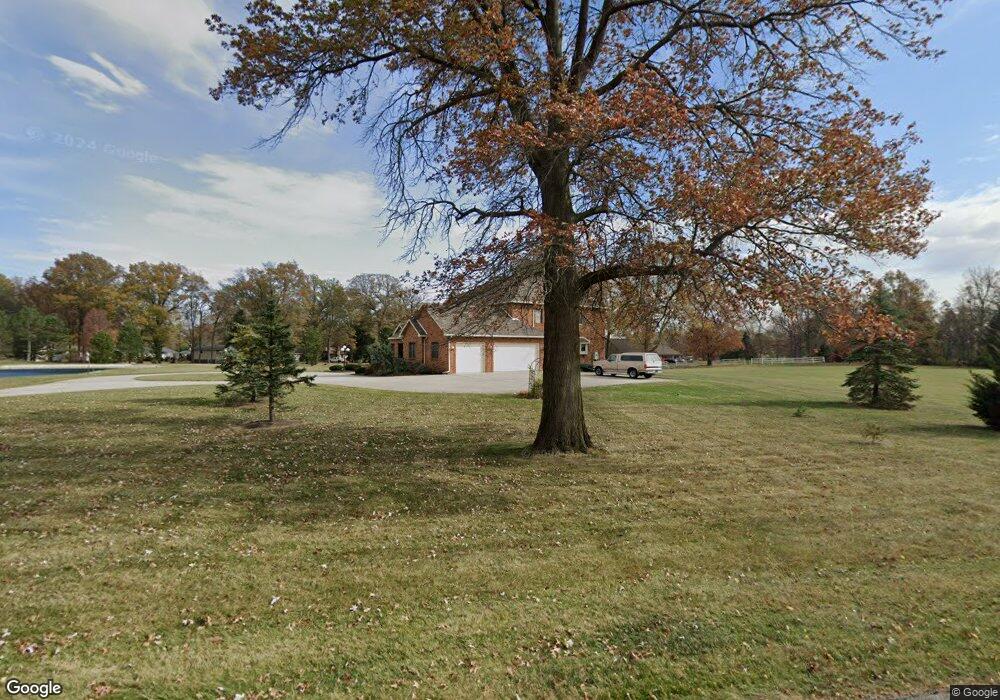 2875 Pine Grove Way, Lima, OH 45805 - photo 1