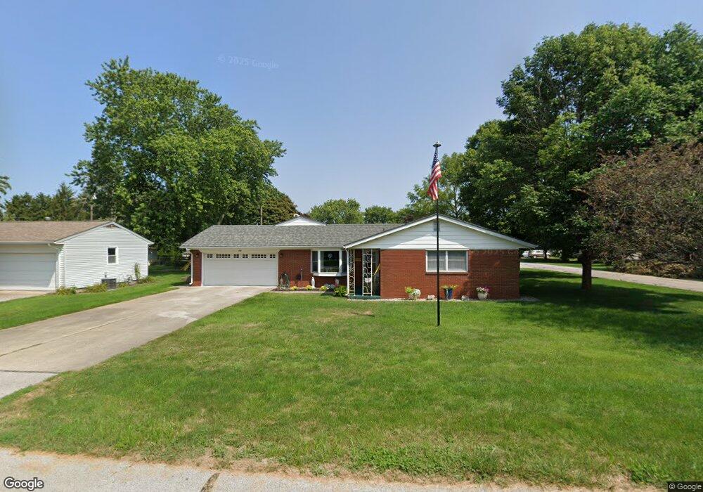 105 E Maple St, Fowler, IN 47944 - photo 1