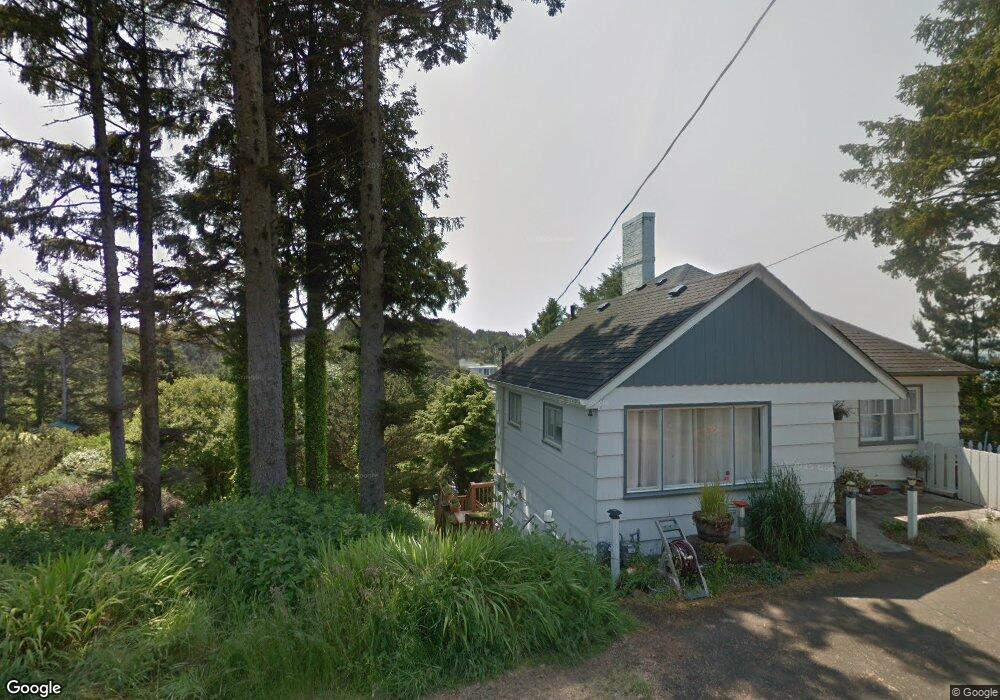 834 SW 10th St, Lincoln City, OR 97367 - photo 1