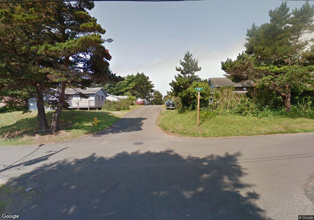 1100 SW 10th St, Lincoln City, OR 97367 - photo 1