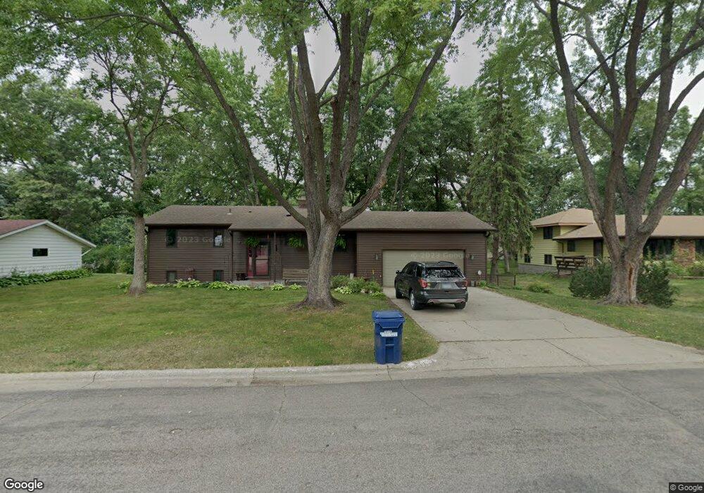 211 10th St N, Sauk Rapids, MN 56379 - photo 1