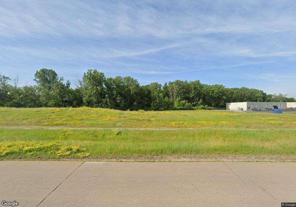 3101 W 76th St, Davenport, IA 52806 - photo 1