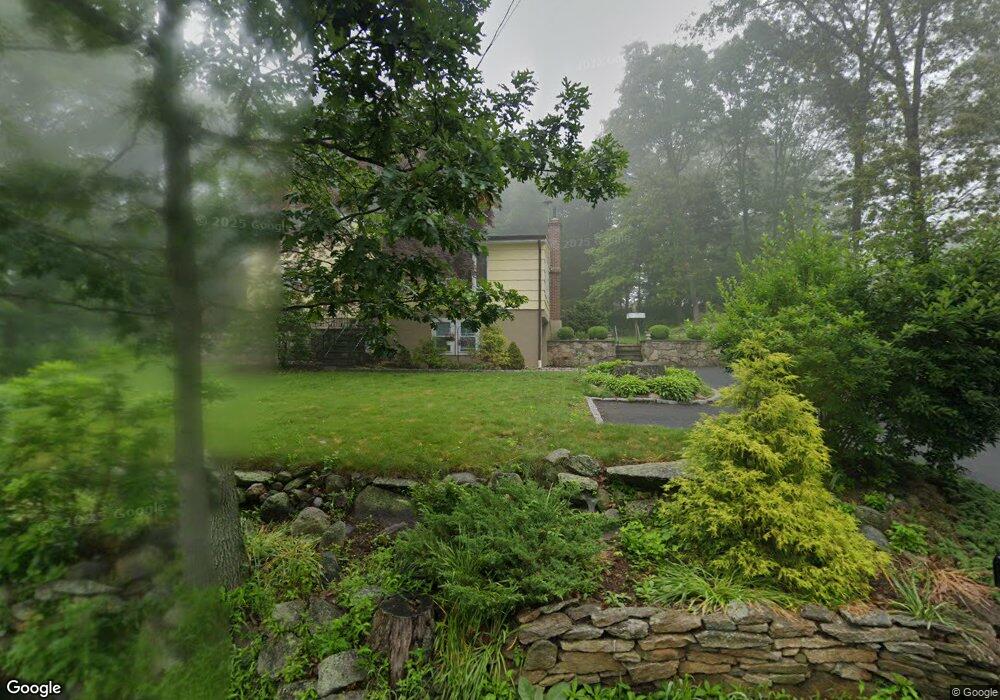 197 Beardsley Rd, Shelton, CT 06484 - photo 1