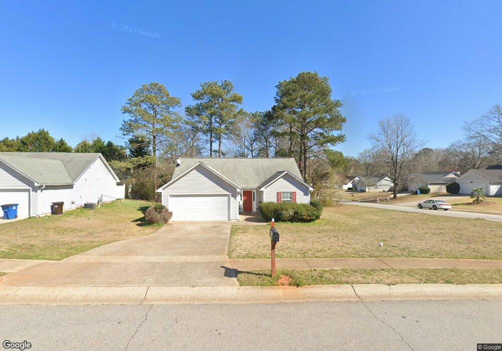 2010 Tudor Dr, McDonough, GA 30253 - photo 1
