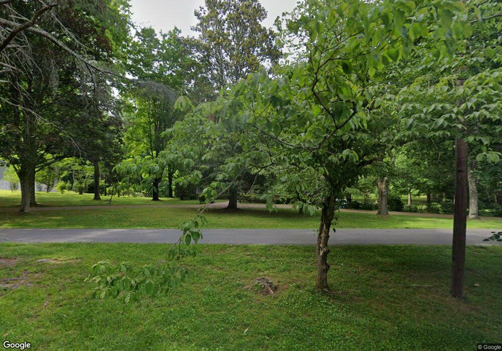 1807 Sycamore Cir, Manchester, TN 37355 - photo 1