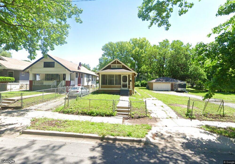 5631 Brooklyn Ave, Kansas City, MO 64130 - photo 1