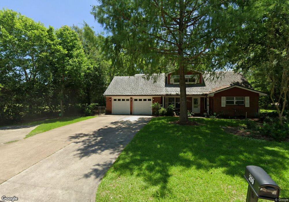 209 E Heritage Dr, Friendswood, TX 77546 - photo 1
