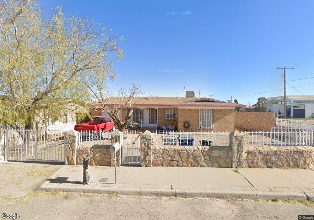 555 Riverview Cir, El Paso, TX 79915 - photo 1