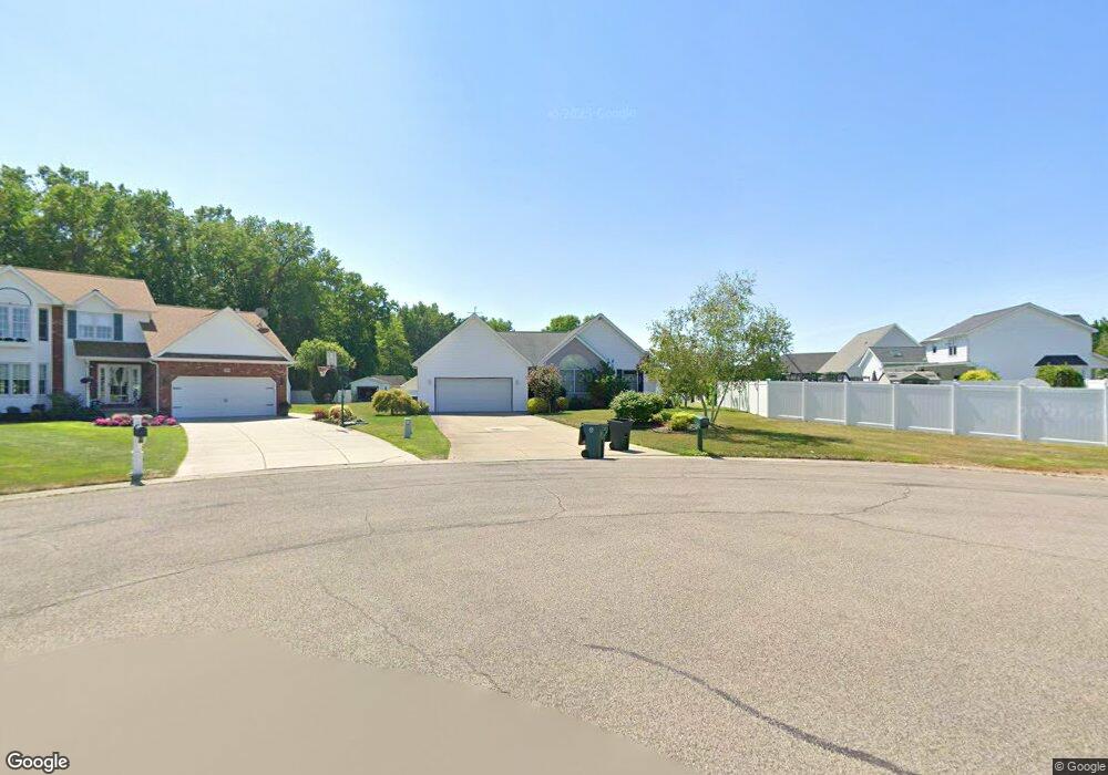 7154 Mallard Ct, Niagara Falls, NY 14304 - photo 1