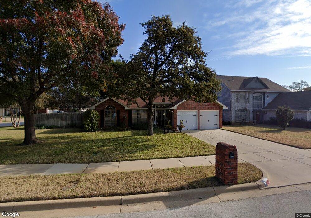 320 Creekside Dr, Hurst, TX 76053 - photo 1
